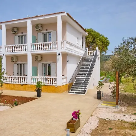 Nyaraló Katoi Agios Georgios Pagoi